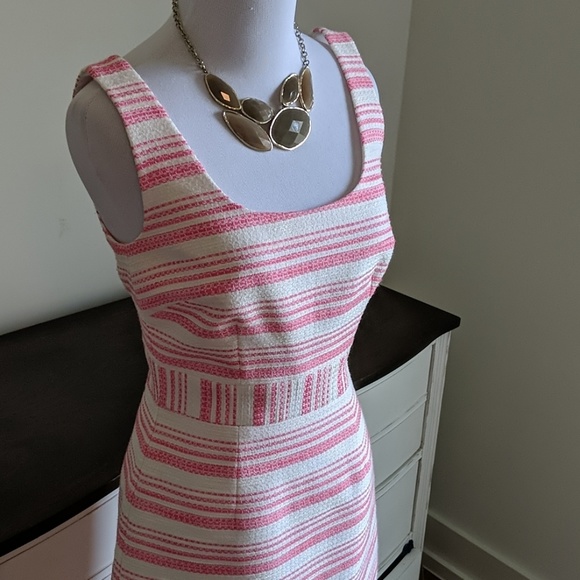 Last chance! Huge reduction. Trina Turk pink and white striped structured dress - Picture 3 of 9